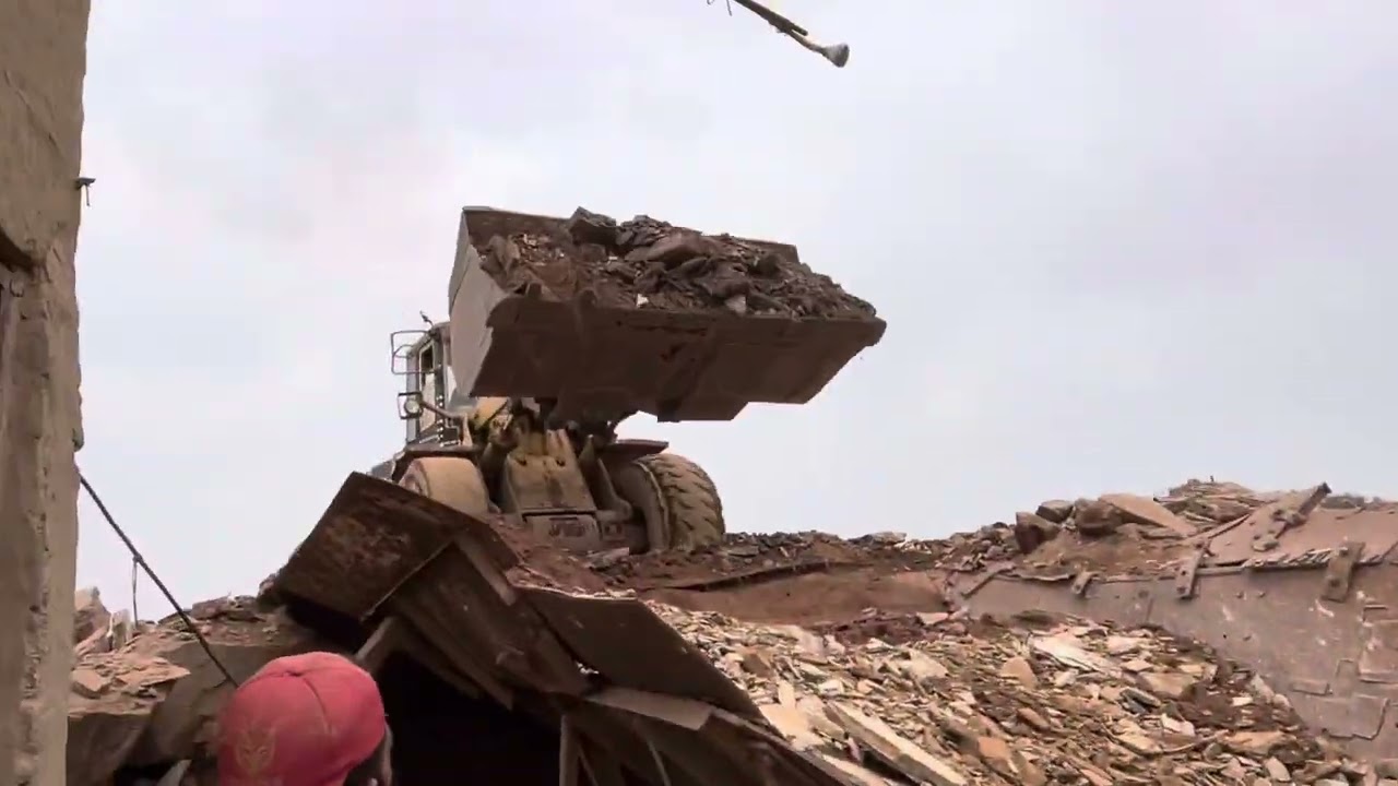 How stone Crushing works? 🔥Sand Crushing 🔥ASMR HOW to Crush Rocks  ? heavey Machinery#goviral 