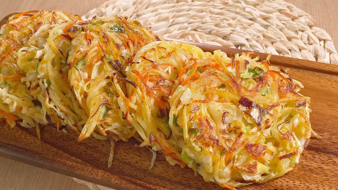 【100 Cabbage Recipes 】#05 Potato and Cabbage pancake！You won&rsquo;t stop eating it!