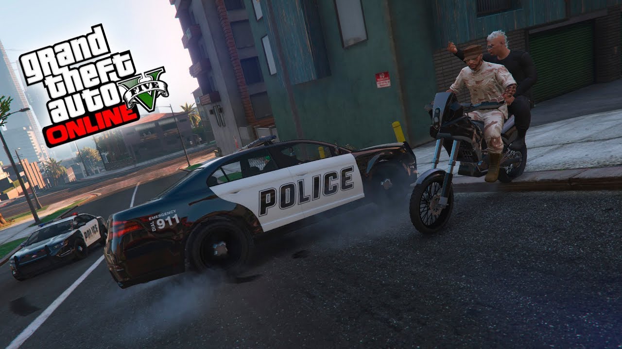 POLICIA PERSIGUIENDO A LADRONES EN MOTO!!!  -  GTA V ONLINE - EPICO!!!