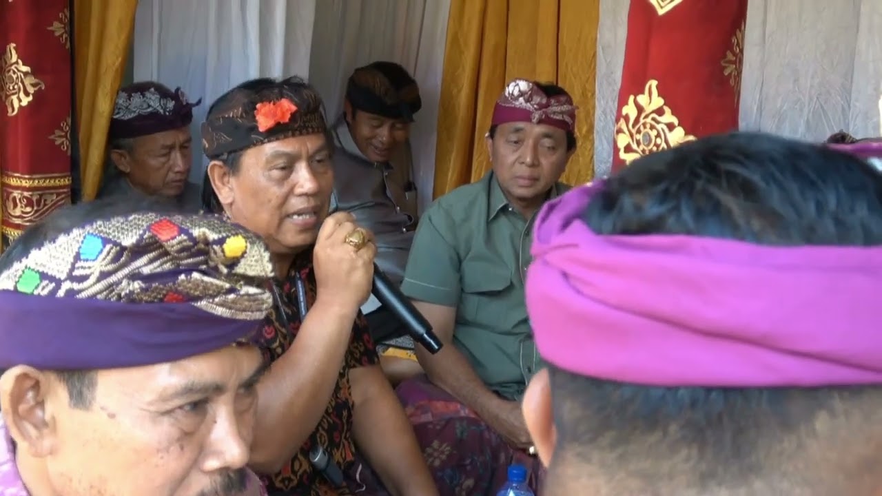 Darma Suwaka & Amet Pinet Pawiwahan Gung Wira & Anik