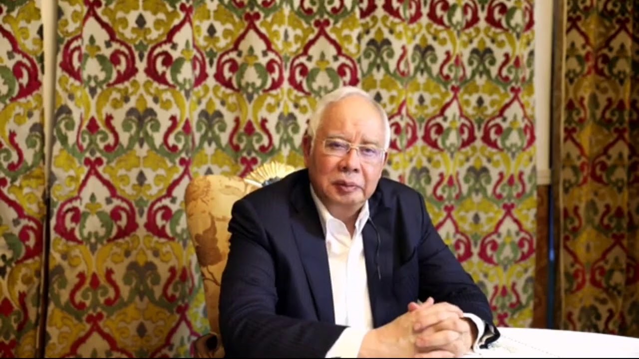 Saya dihukum kerana membantu anak yatim?