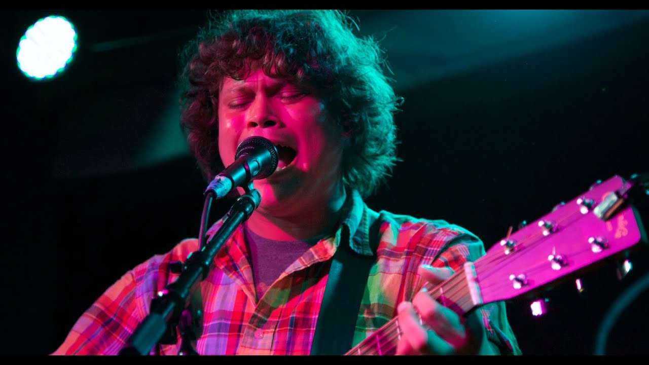 Brian Bonz - Judy and the Alpha Queen live at Pianos