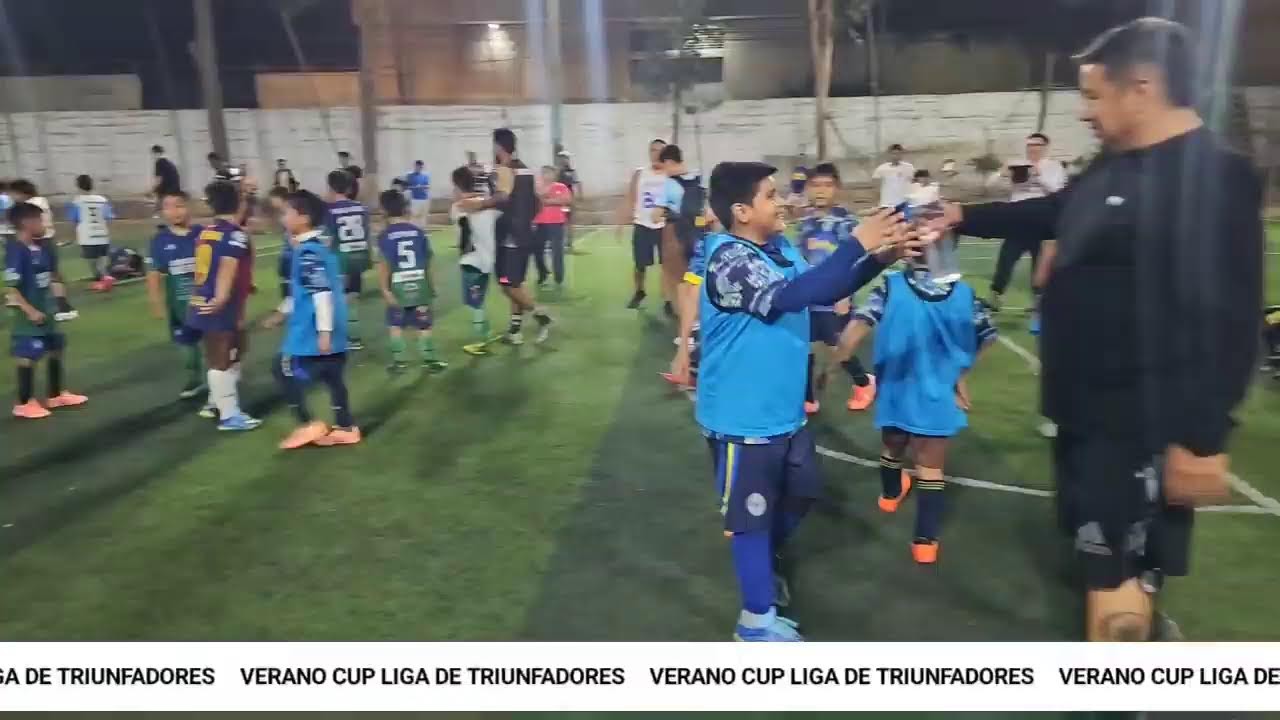 Transmisión en directo de Liga de triunfadores 99