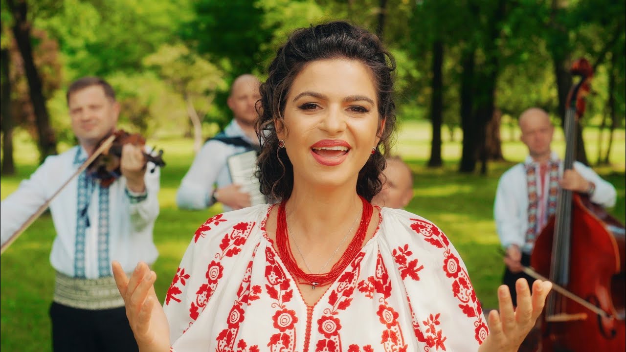 Maria Beatrice Băndoiu și formația Basarabia - Of, neicuță, dragostea ...