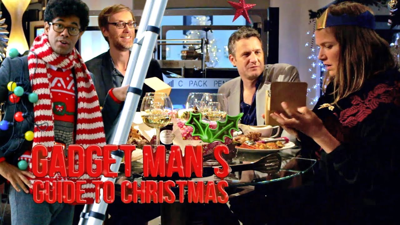 Christmas Dinner with Richard Ayoade & friends | Gadget Man