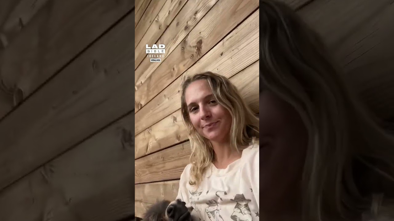 Награда &laquo;Нянька года для ослика&raquo; достается&hellip; 🏆