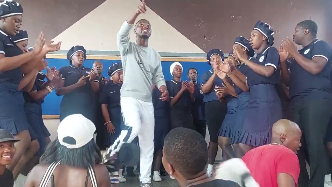 Motse oo re o hlolohetseng