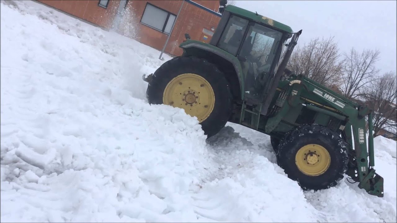 Kuinka traktorilla rällätään