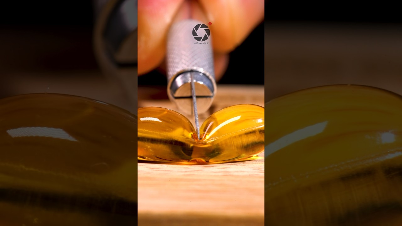 Cutting Gel Capsule Close-up - Relaxing ASMR with Realistic Sounds