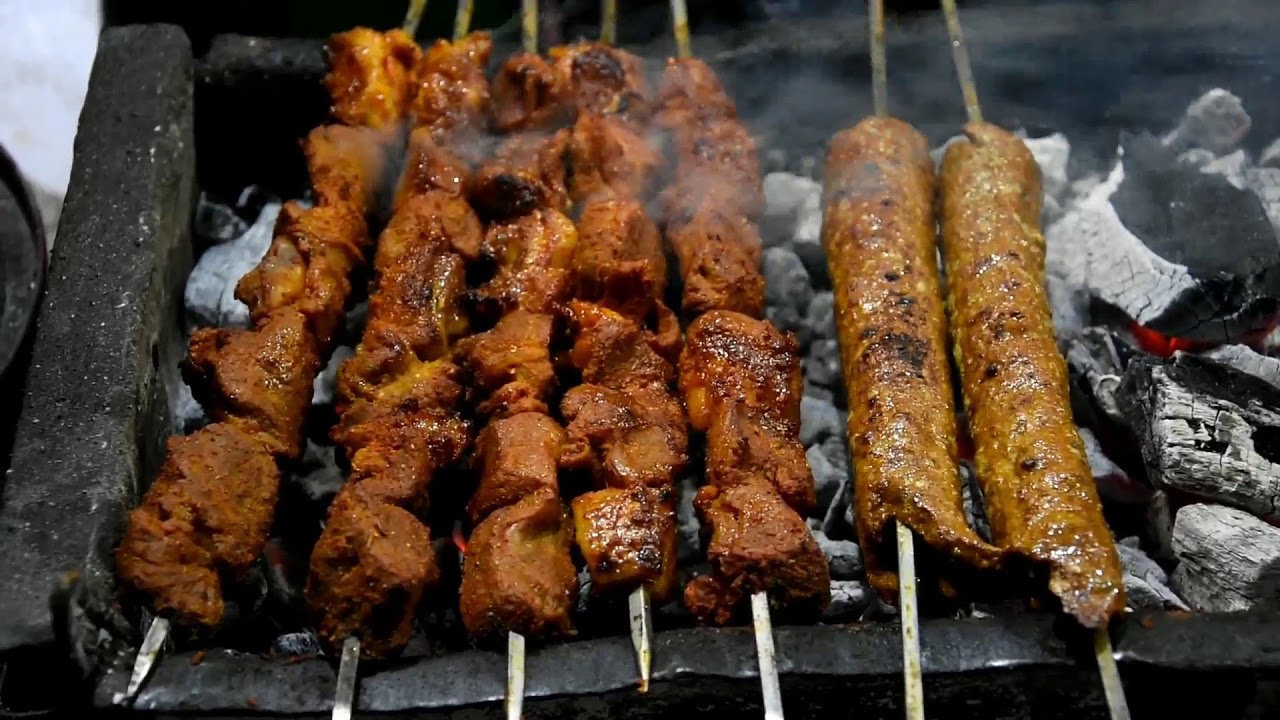Khayam Chowk- Street Food (Srinagar) with English subtitle