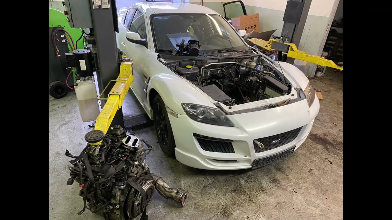 RX8 - Gearbox and Engine mounting process.