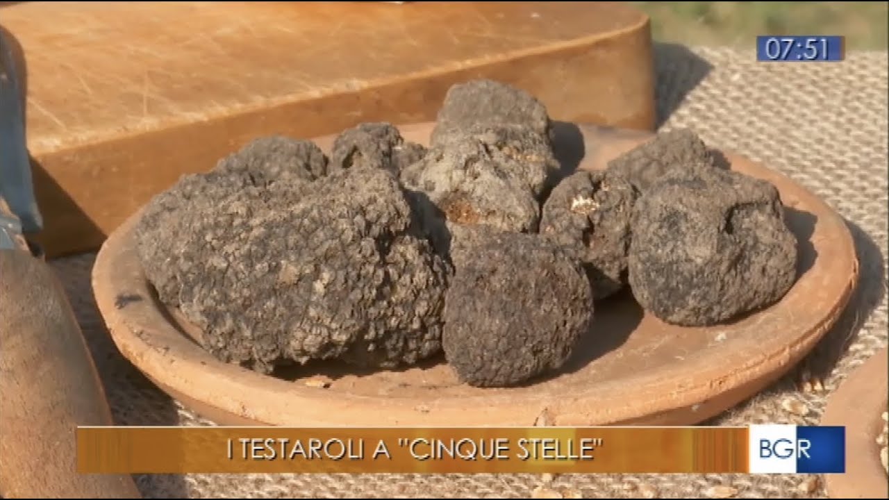 PRODOTTI TIPICI: I TESTAROLI DELLA LUNIGIANA, DA PIATTO POVERO A PIATTO CINQUE STELLE