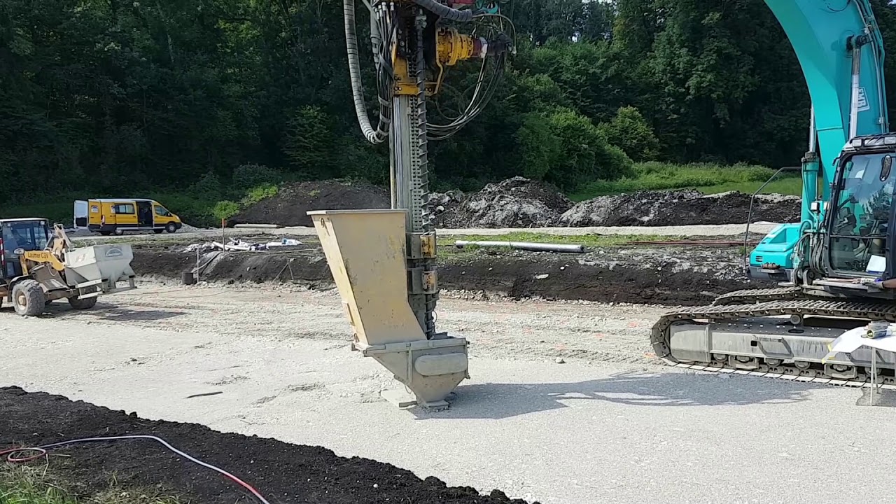 Bodenstabilisierung für Reithalle