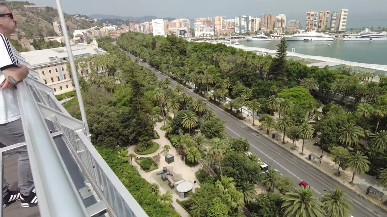 Urlaubserinnerungen ....Rundgang und die schönste Dachterrasse in Malaga...