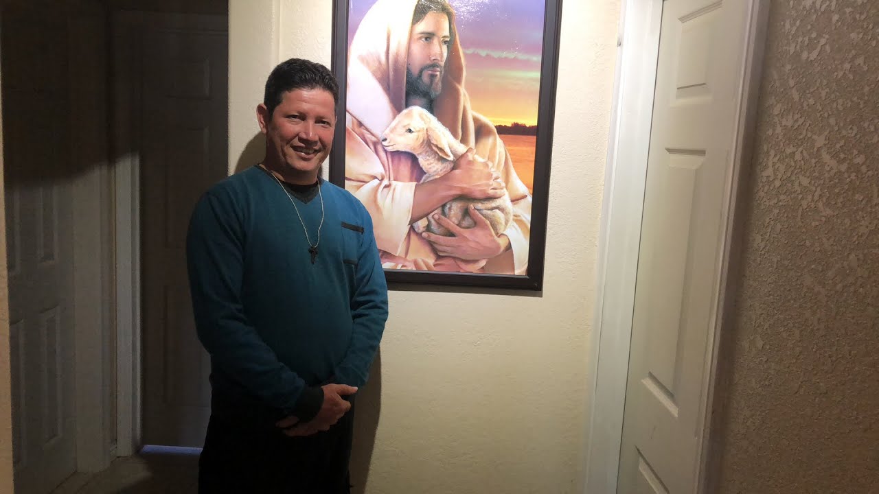 Adoración al Santísimo. P Luis Toro