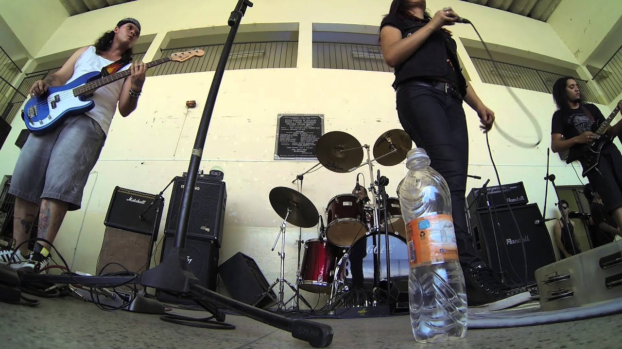 Skate e Rock na Escola - P&eacute; na Cova - Holy Diver (Dio)