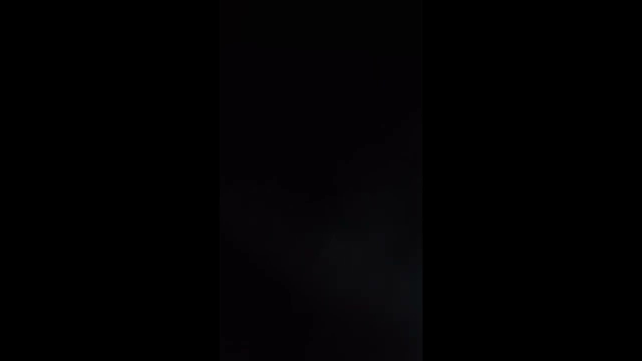 Er zijn ook andere momenten, kurtje zingt.