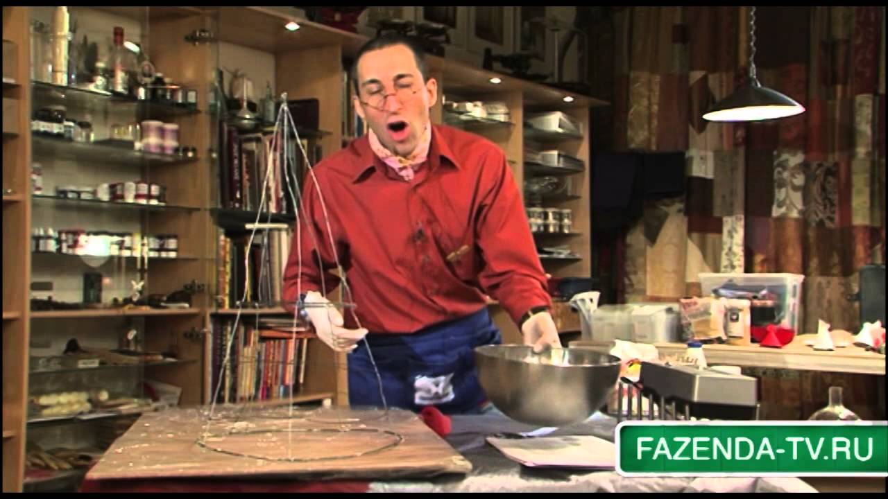 Елка из проволоки и бумаги