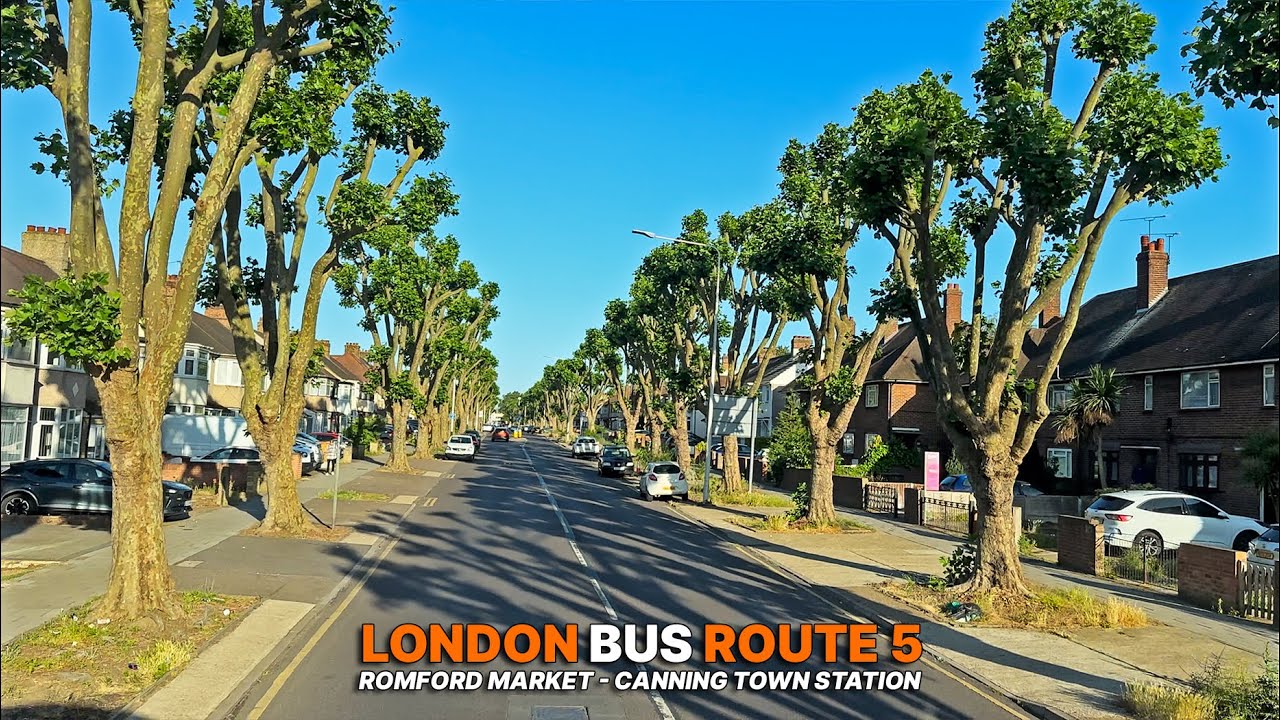 Discover East London on a double-decker Bus 5: Quiet Morning Commute from Romford to Canning Town 🚍