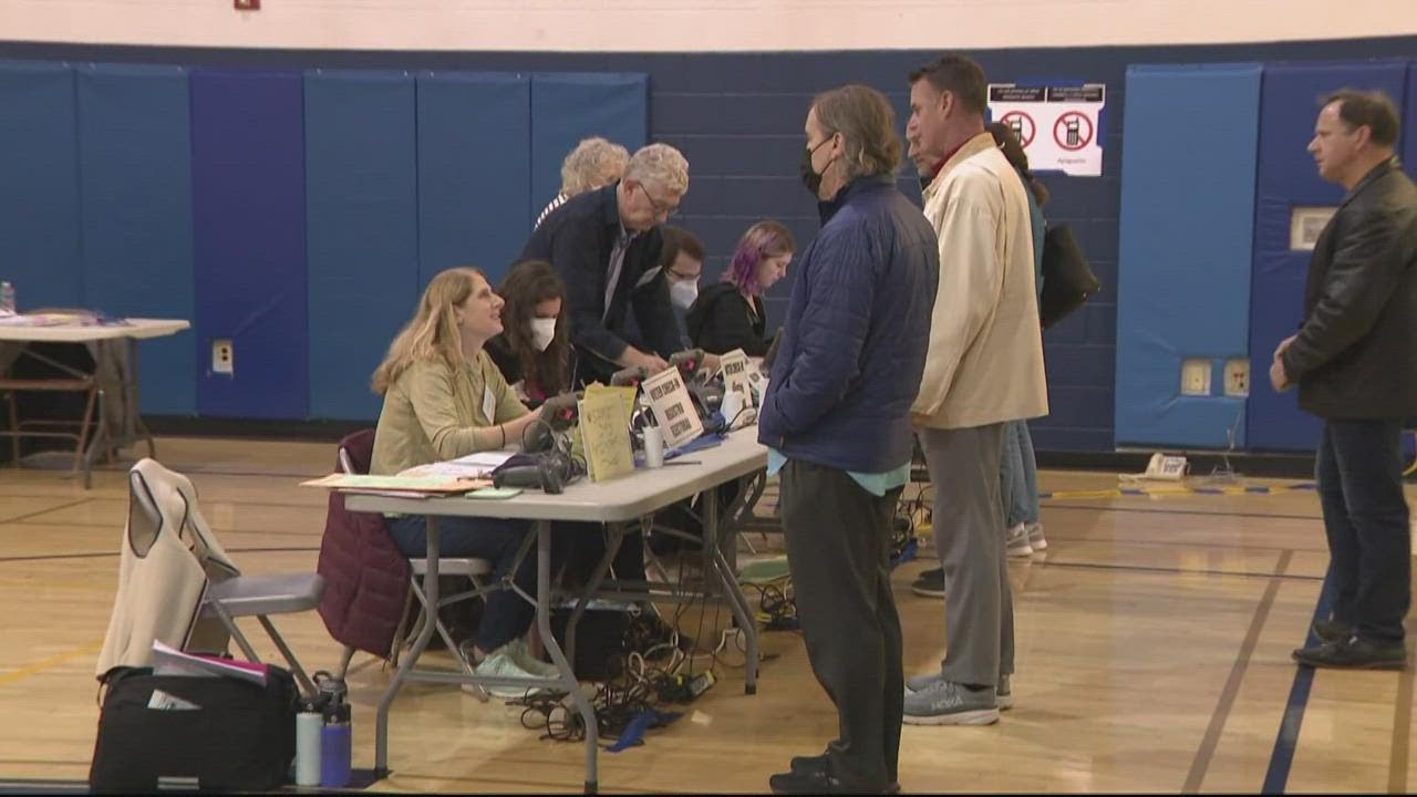 Dan Cox casts Election Day 2022 vote in Frederick, Wes Moore votes in Baltimore