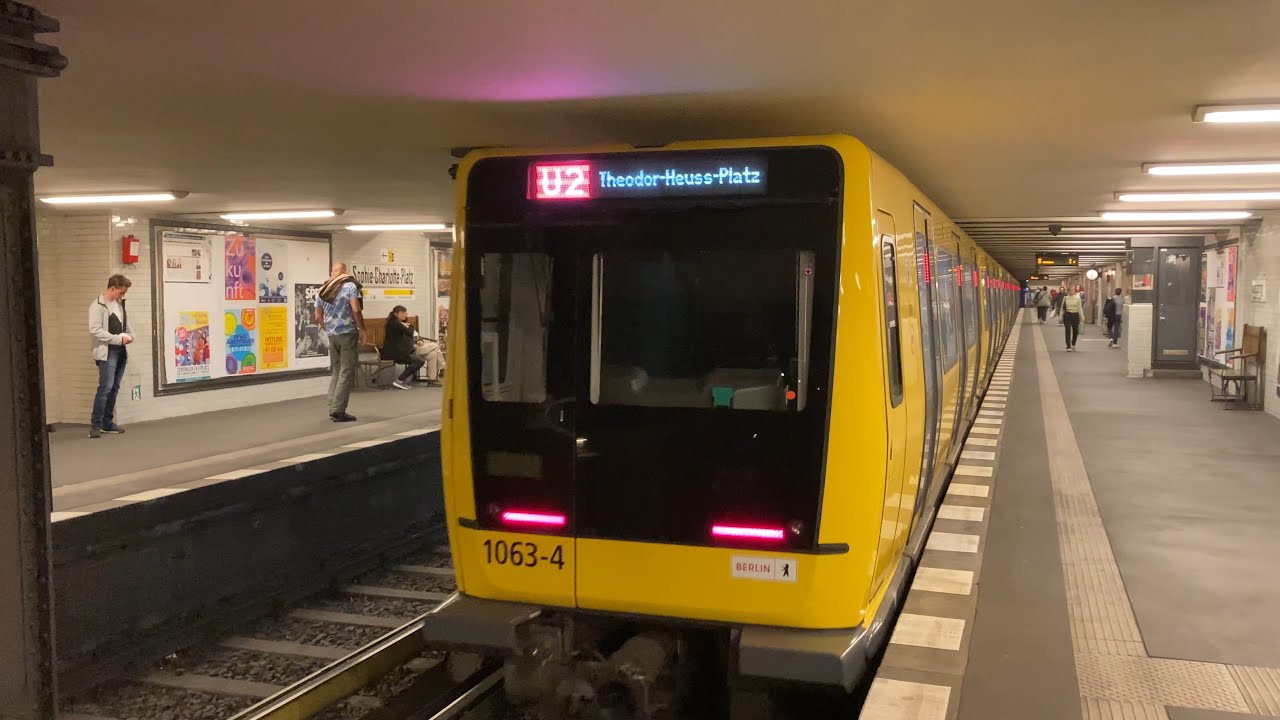U-Bahn Berlin - Der Bahnhof Sophie-Charlotte-Platz