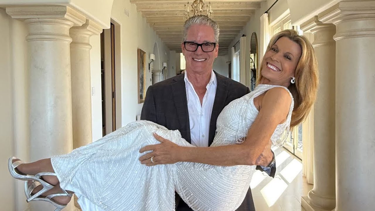 Vanna White's Shocking Secret Wedding Reveal &ndash; You Won't Believe Who!