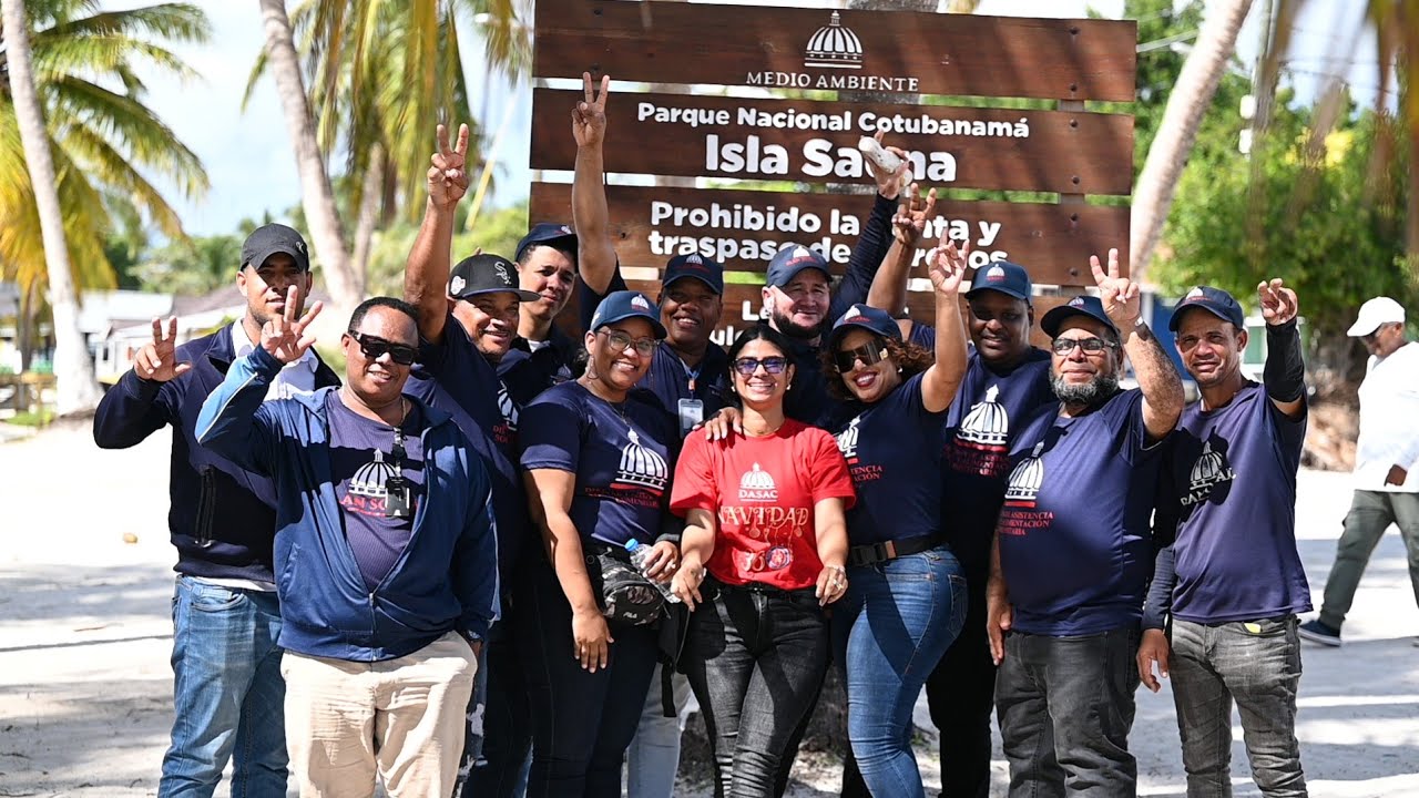 Entrega de Raciones y Enseres en el Parque Nacional Cotubanamá 📍Isla Saona #dasacrd 