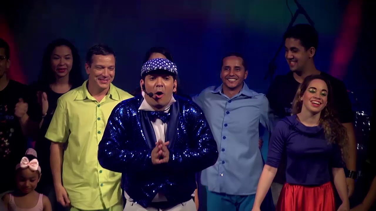 TIO BRUNINHO - DVD O SHOW - APRESENTAÇÃO DOS MÚSICOS E EQUIPE NO FINAL DA GRAVAÇÃO DO DVD