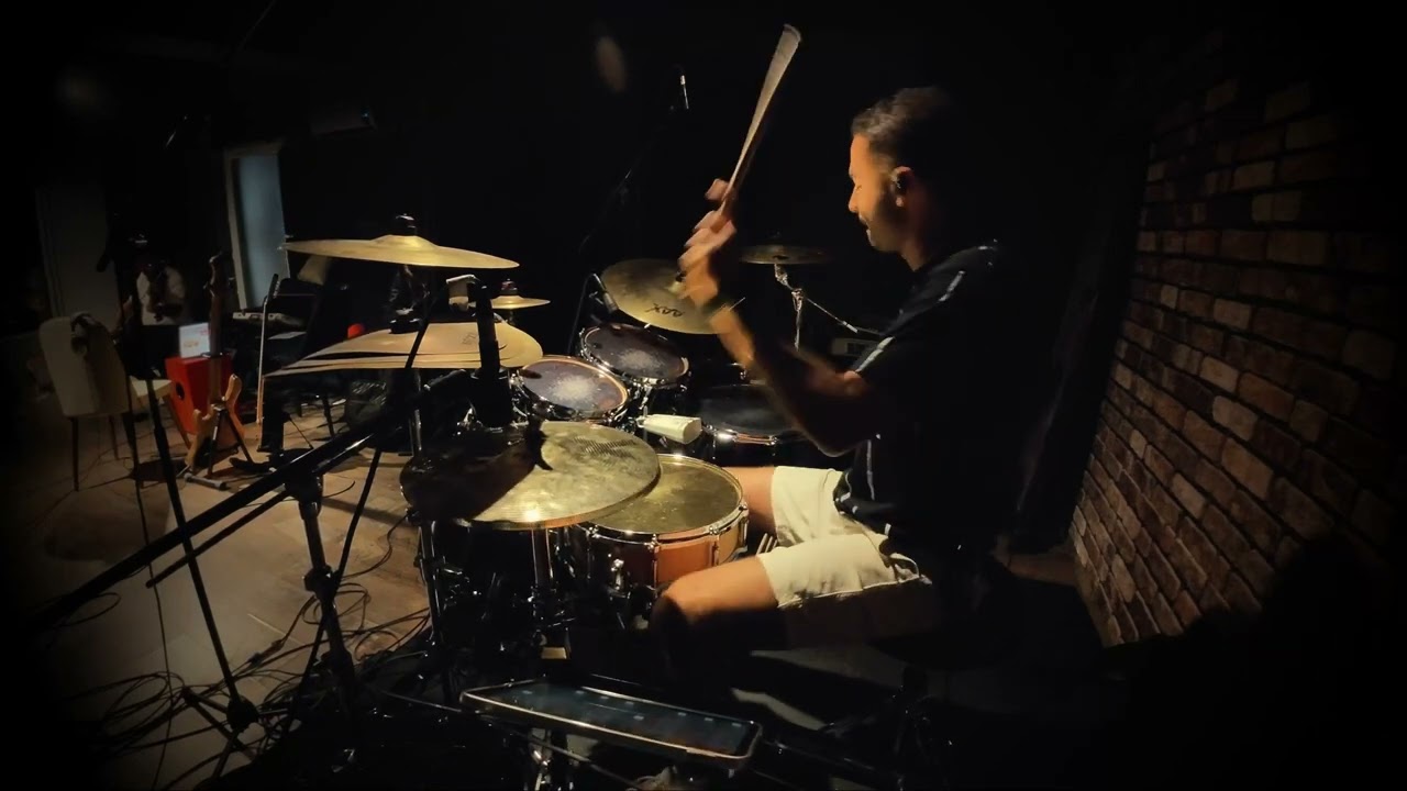 Sarıl Bana (Ajda Pekkan) Studio Recording Session - Burak Ülke