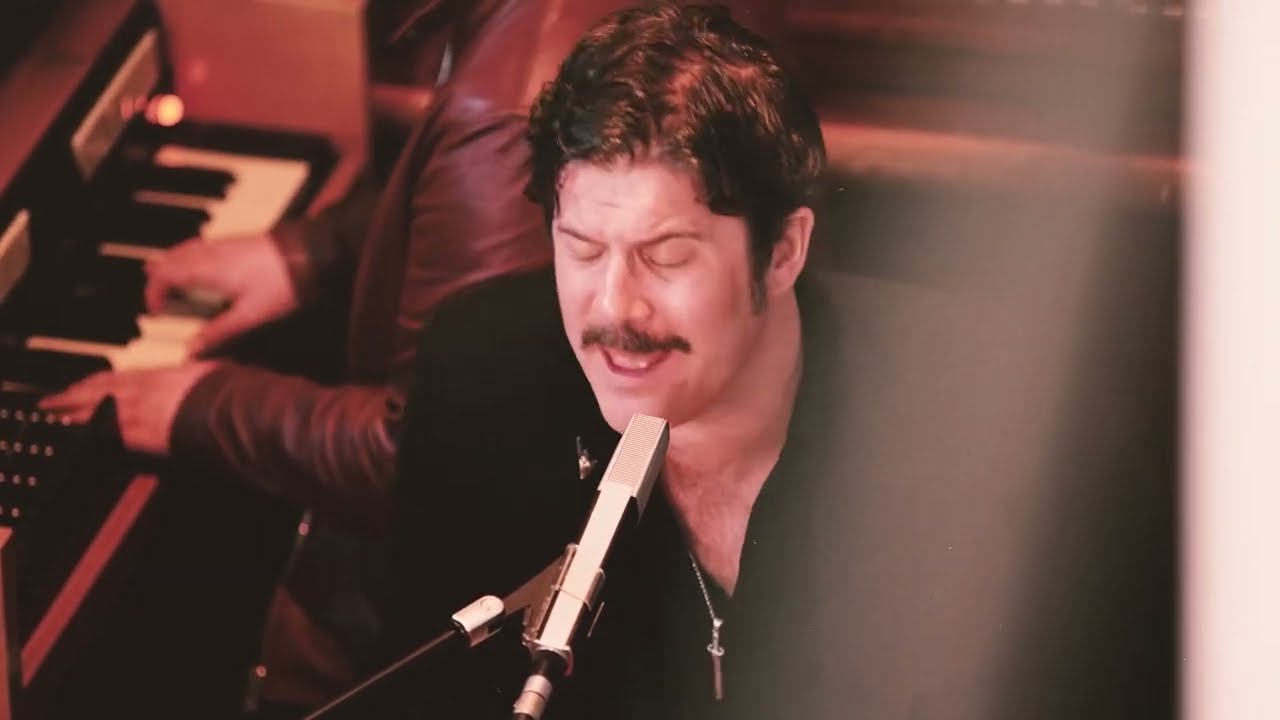 Alberta Cross & Ed Harcourt - Low Man (Official Live Video)