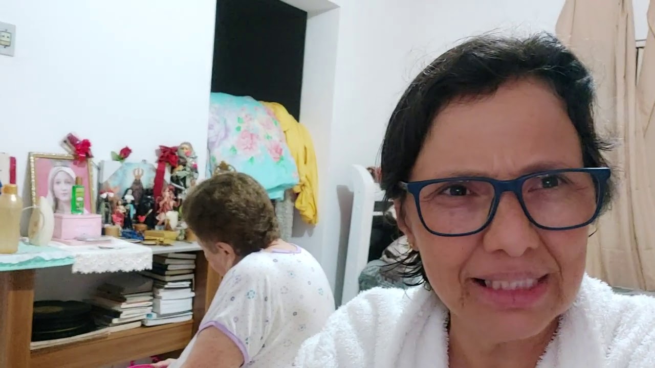 ADRIANA ERA DELEGADA DE ITAJU..KKKKKKKKK