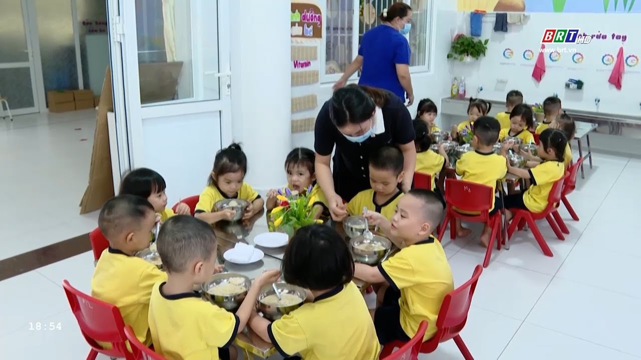 Siết chặt vệ sinh an toàn thực phẩm trong các trường học | BRTgo