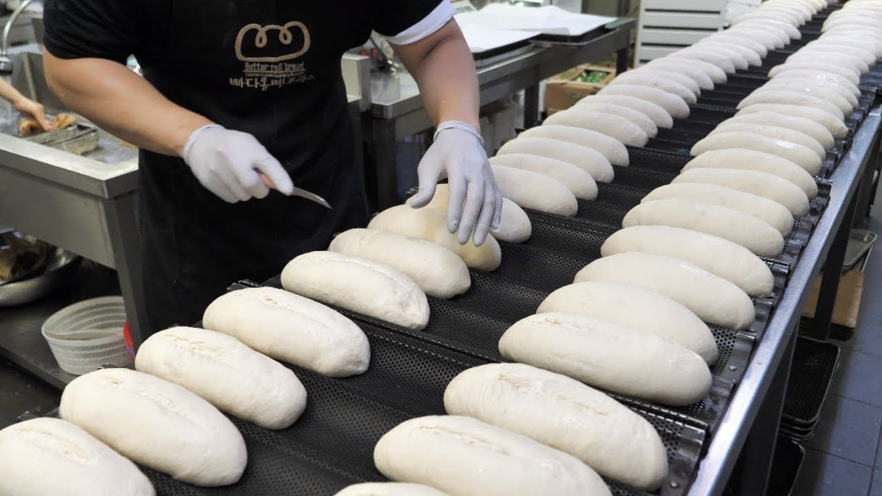 Mass Production of Overwhelming Garlic Bread