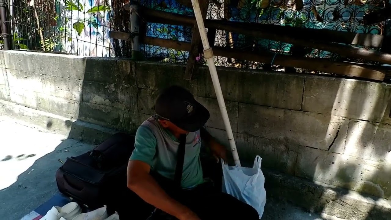 Lagi vlog di pasar loak di rel  brica AE3X