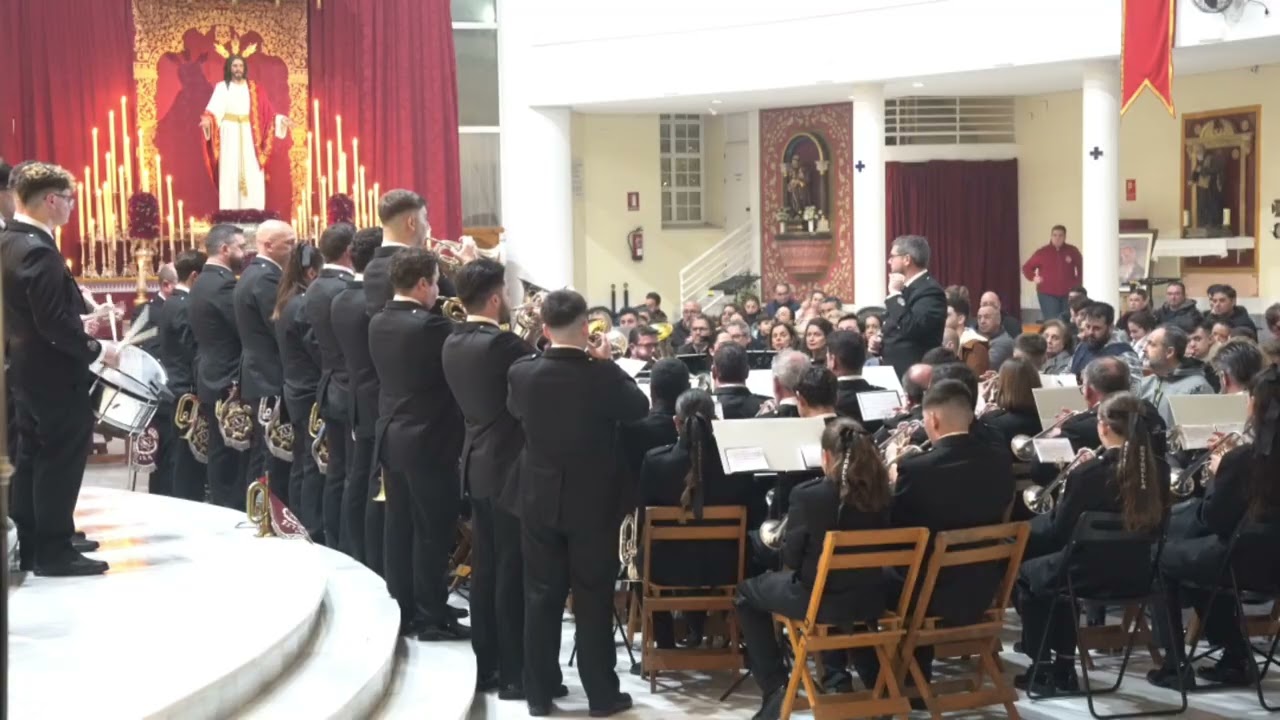 Nazareno de la Trinidad por @estrelladoshermanas5126en la Parroquia de Nuestra señora de los Ángeles
