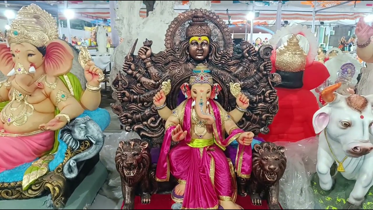 Ganesh idols at Sri Sai Arts 📍 Shanti Theatre Narayanguda 