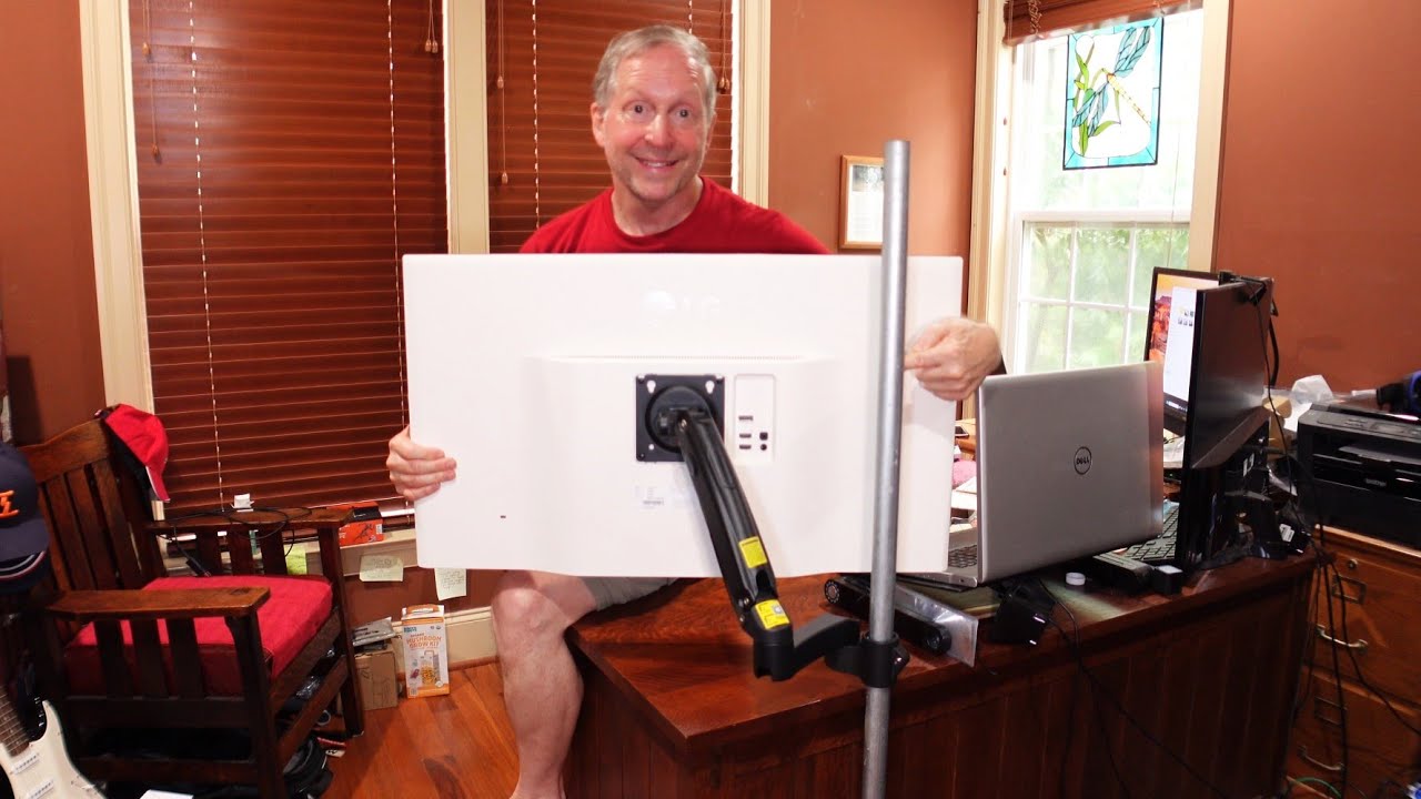 How to Make Yourself a Rolling Monitor Stand from Junk, supports 34