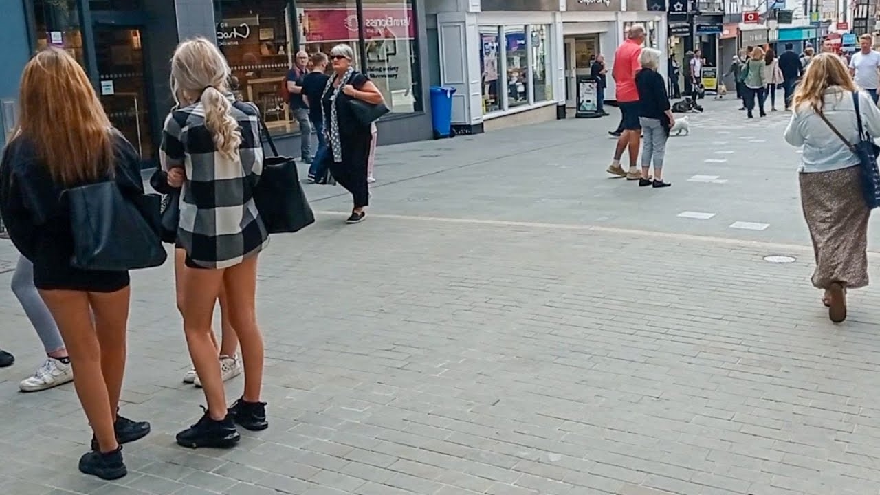 Walk in Shrewsbury - England