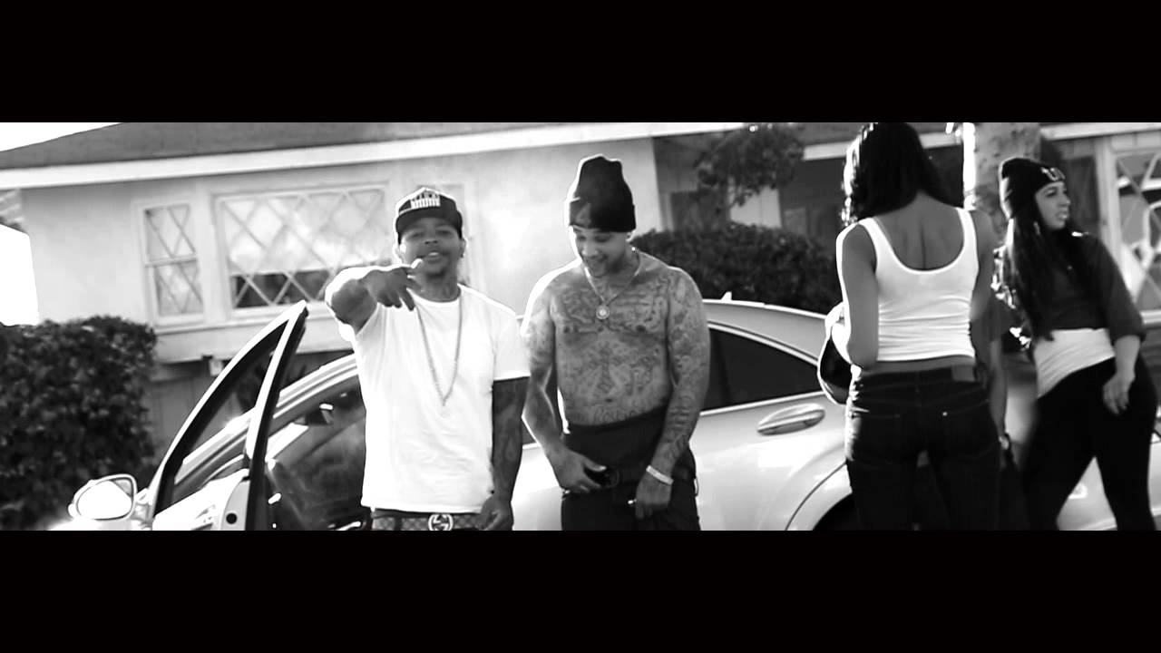 Charley Hood ft. Reem Riches and TeeCee4800 - 