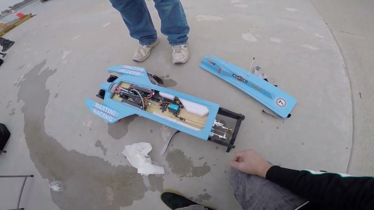Insane Boats FE30 Hydro first run 4s
