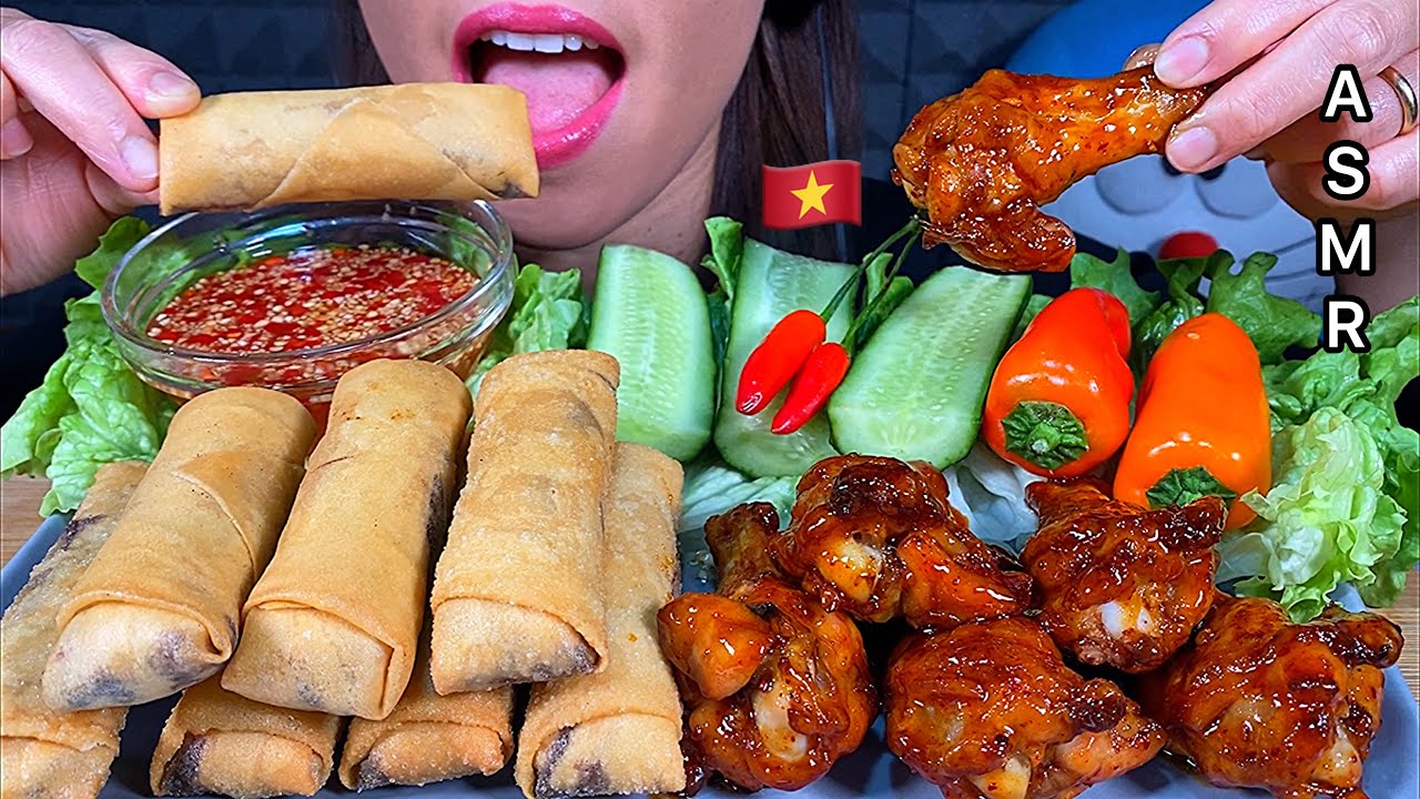 EATING EGG ROLLS CHẢ GIÒ SPICY CHICKEN WINGS SWEET PEPPERS CUCUMBERS & CHILI ASMR 먹방 SOUNDS