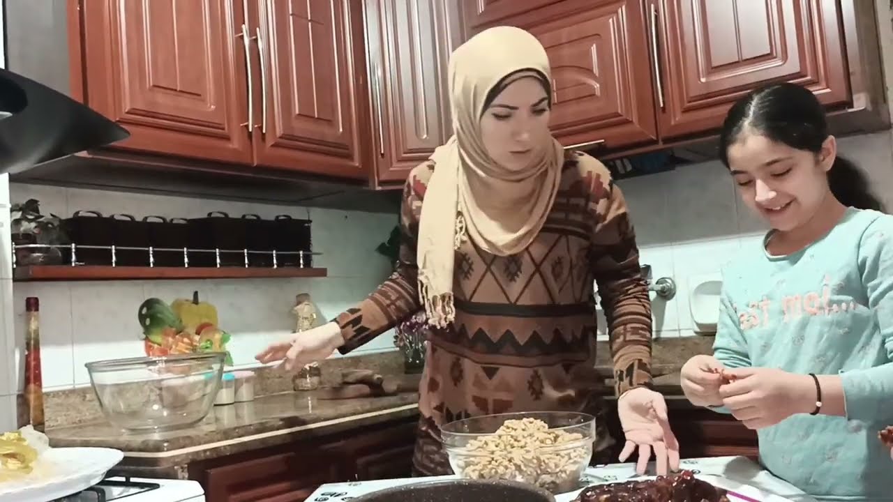 معمول العيد من ايدين الماما وعلى طريقة جدتي ...أطيب من أطيب معمول