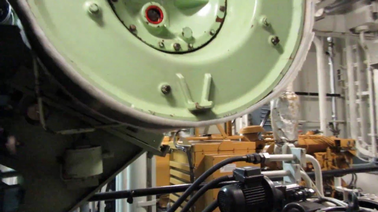 Starting the Bergen KRMB-9 engine on board of a tug boat.