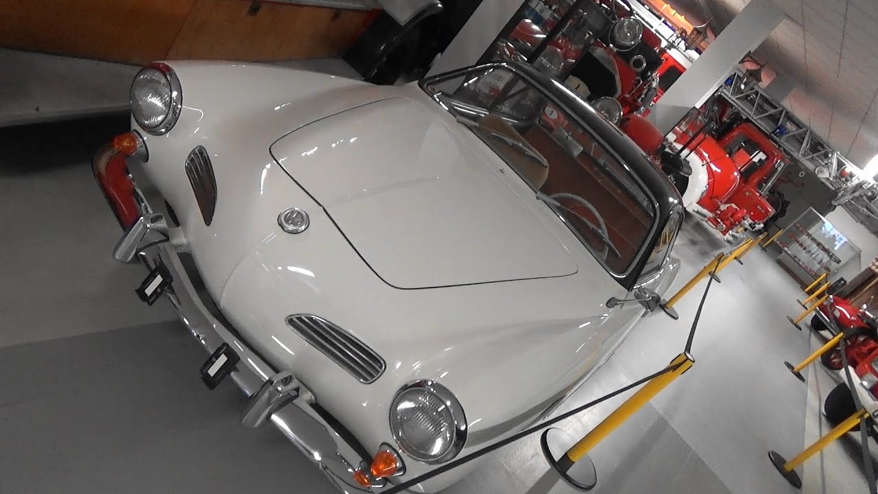 VW Karmann-Ghia (Type 14) - Car Collection Steim