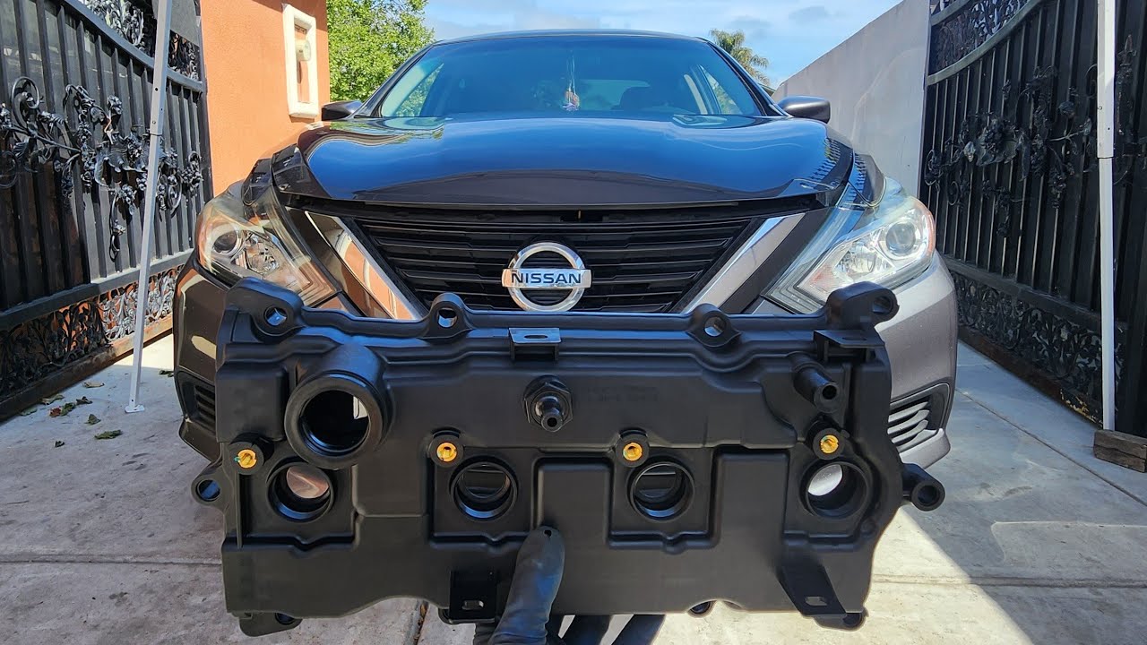 Nissan Altima (2.5L)  - Valve Cover Replacement
