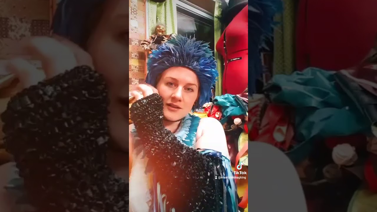 Playing with ExxEss Latex and Catasta Charisma headpieces!