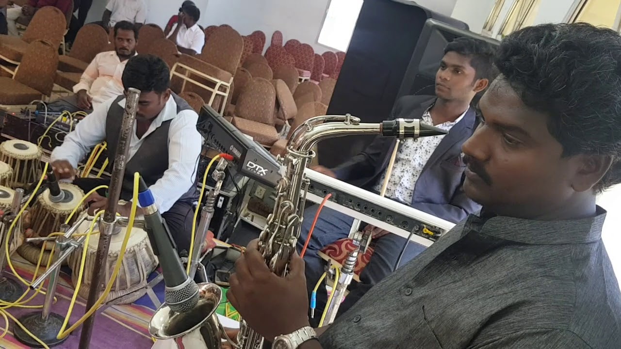 Kalangal kadanthu ponathe  RAJA SAXOPHONE KARAIKAL