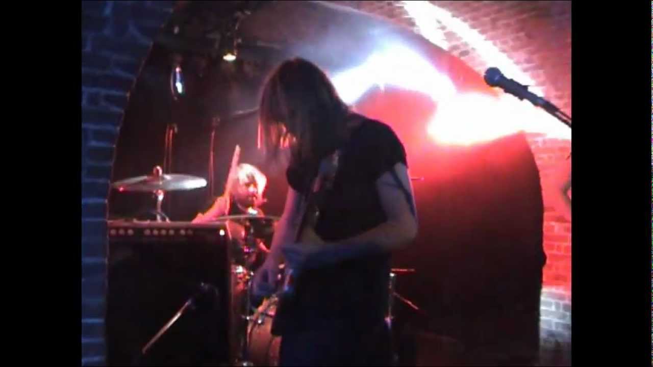 Band of Skulls - Death by diamonds and pearls (live @ Botanique, Brussels)