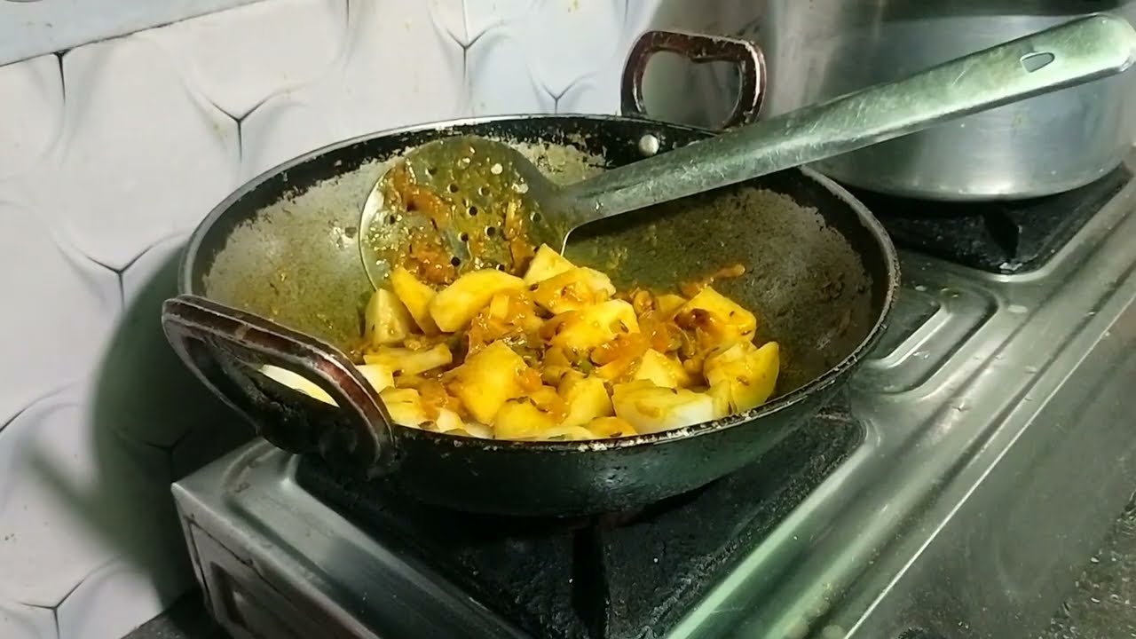 हरी सब्जियां जाते जाते मेने बनाई आलू मैथी कि सब्जी #cookingvideo #easyrecipe #cookingvideo 