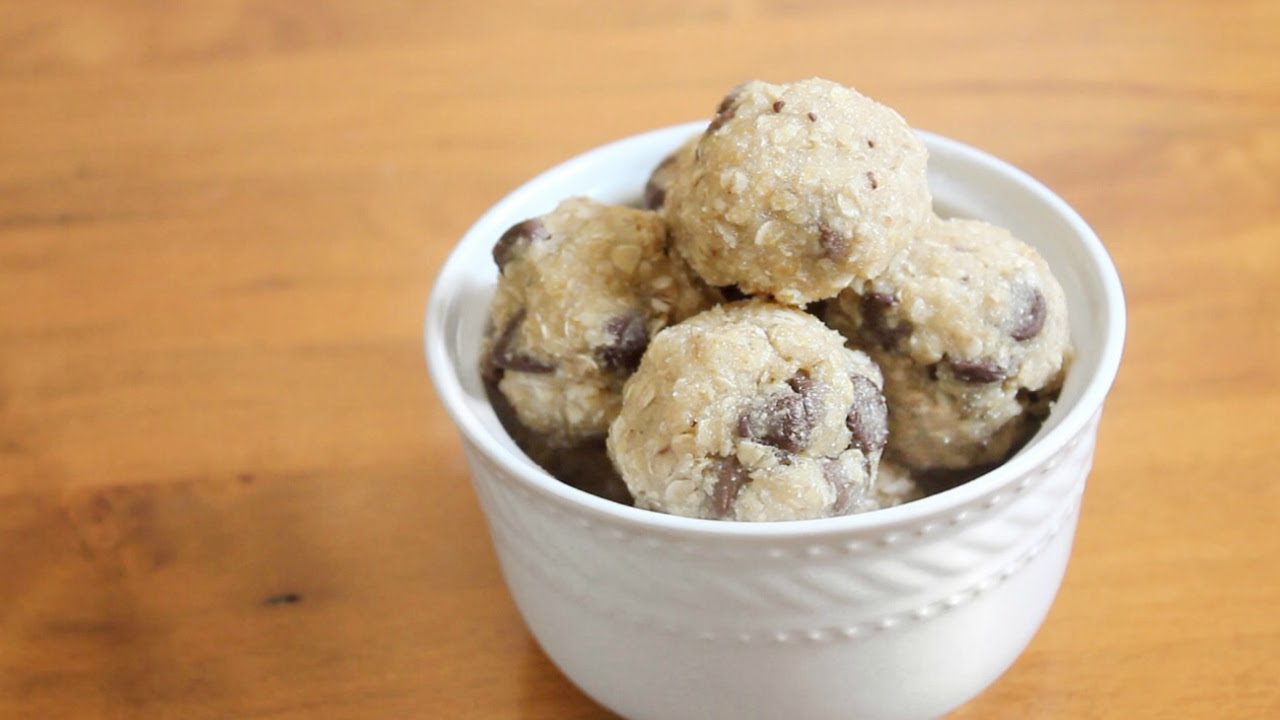 No Bake Chocolate Chip Cookie Dough Bites | SweetTreats